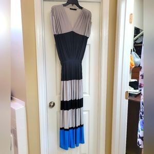 The Limited Maxi Dress - Size Small